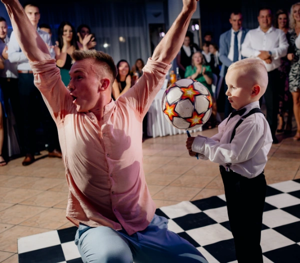 Występ dla pary młodej - Miłosz Stopiński