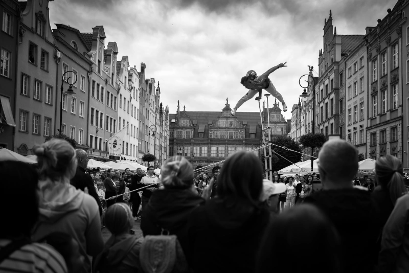 Freestyle football show na drabinie